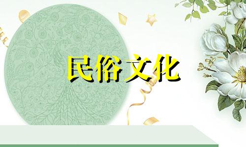 丰润的嘴唇给你带来生活的祝福，可以转厄运为好运