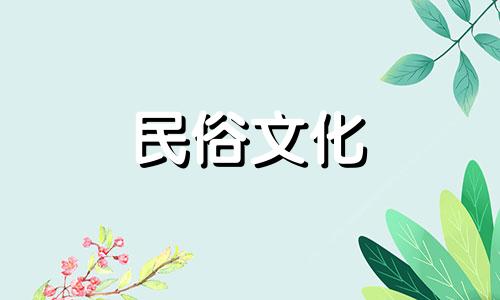 关于佩戴银手镯的风水禁忌，有图解显示了相关的注意事项。一种说法是，人们不应该同时戴上两只银手镯，但这种说法