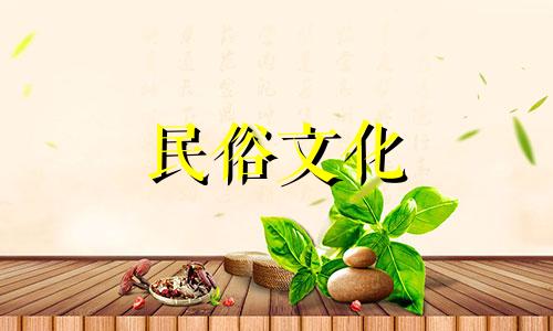 在探索命理学的神秘世界时，许多初学者常问：看八字算命要学什么书呢 零基础学算卦应看哪